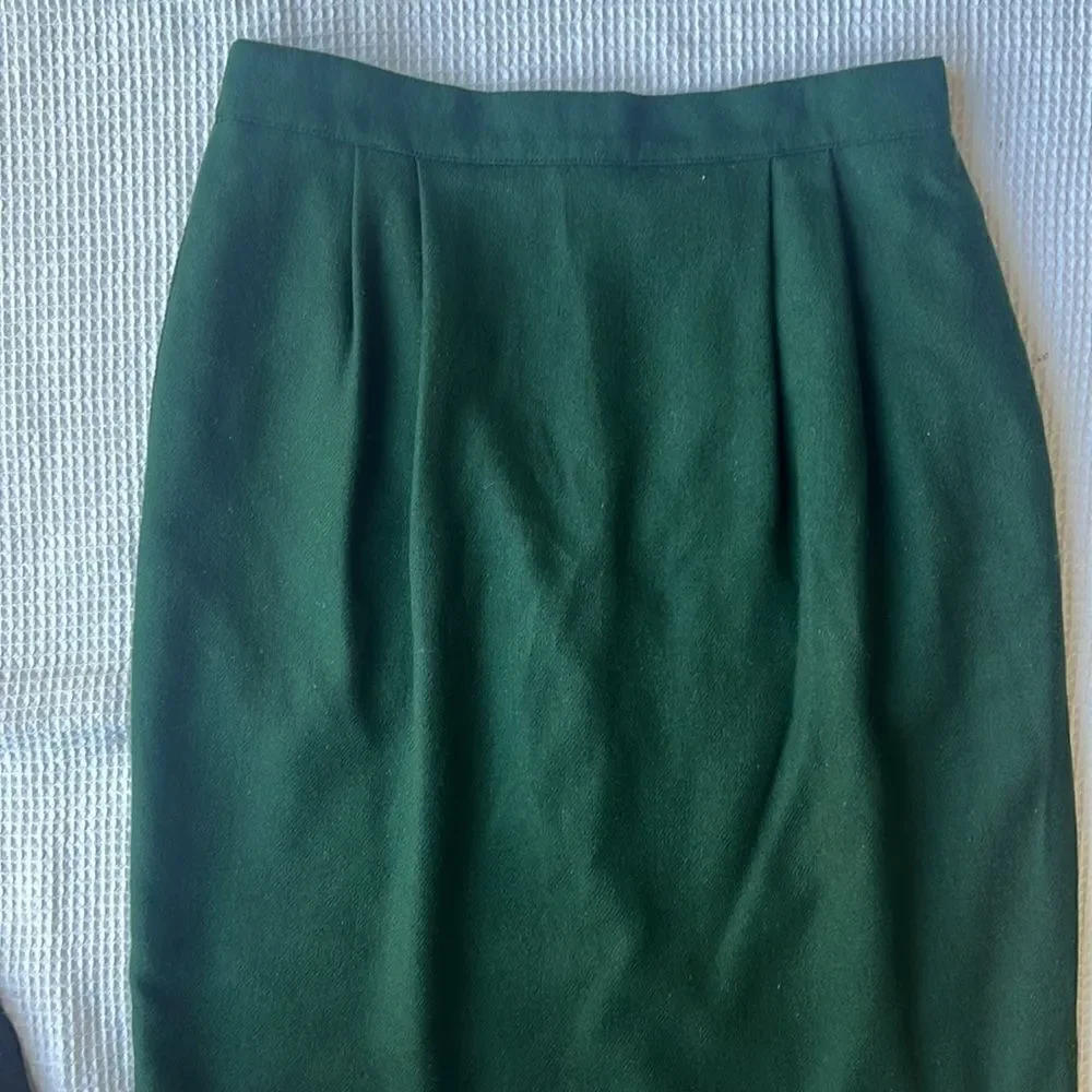 Vintage Leslie Fay Green 100% Wool Pleated Lined ALine 80’s Midi Career Skirt 14